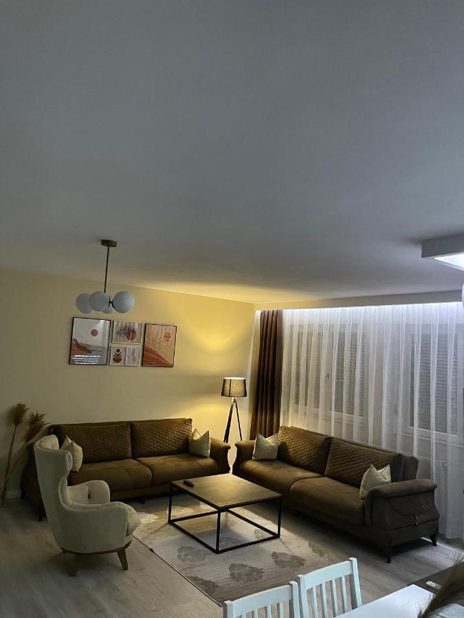 Apartment In Pristina Exterior photo